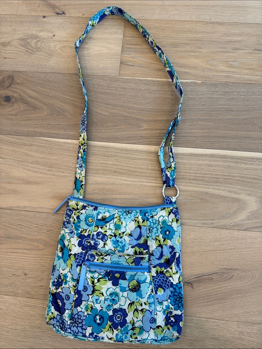 Vera Bradley Blueberry Blooms Crossbody Hipster Bag Triple Zip Adjustable Strap